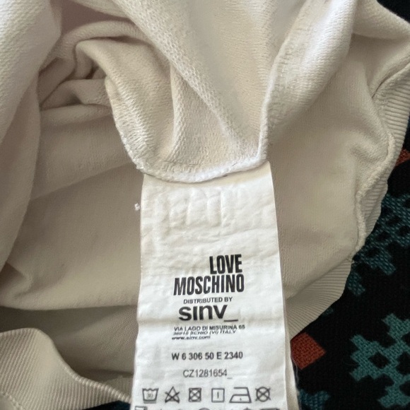 Love Moschino Boxy Fit Sweatshirt with Rainbow Heart Print Cotton 12 - Picture 6 of 7